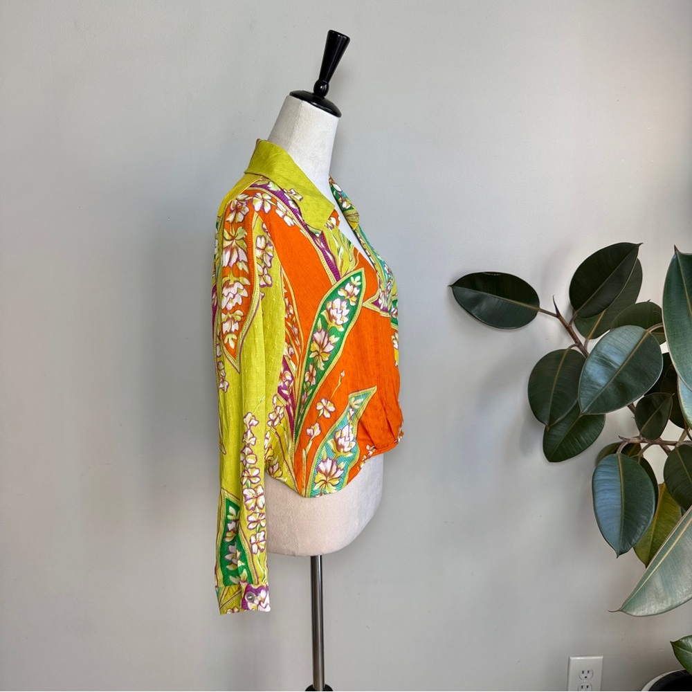 Haute Hippie Twist Front Cropped Blouse S - Picture 3 of 6